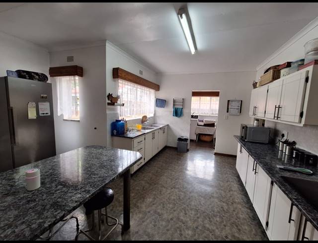 3 BEDROOM HOUSE FOR SALE IN VANDERBIJLPARK SE 2